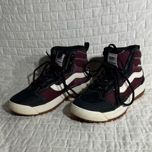 Vans Women's UltraRange EXO Hi MTE shoe in the Port Royal/Burgundy colorway